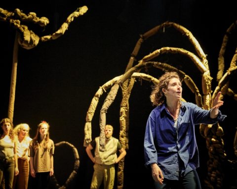 Nous étions la forêt - Cie La Vie est Grande - Agathe Charnet © Christophe Raynaud de Lage